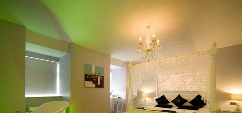 Hillgrove Hotel, Leisure &