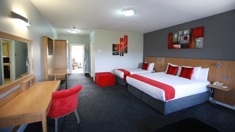 Hillgrove Hotel, Leisure & Hotel 4*